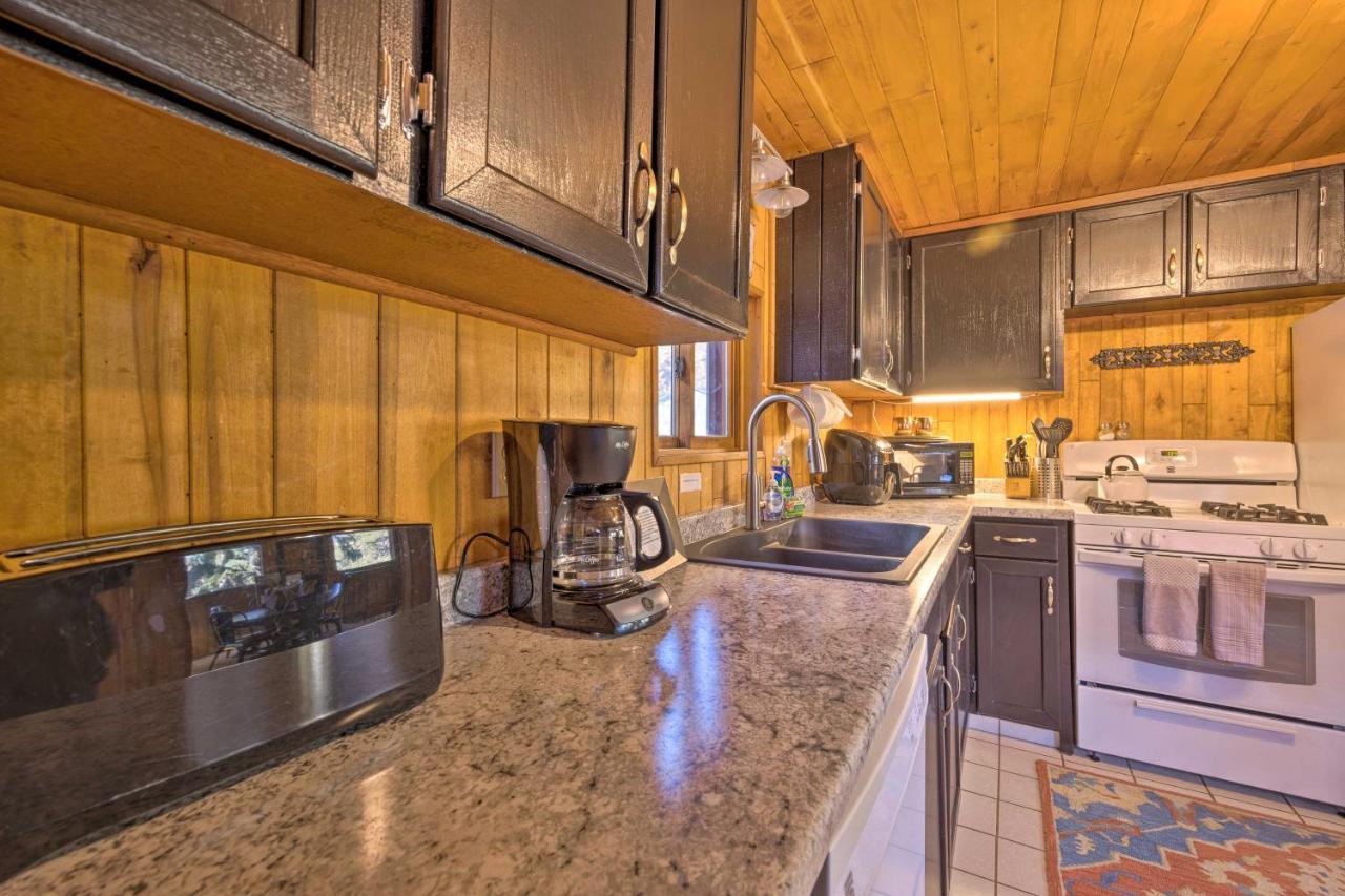 Вилла Cozy Co Rocky Mountain Retreat Near Pikes Peak! Green Mountain Falls Экстерьер фото